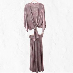 Matching top and pants set